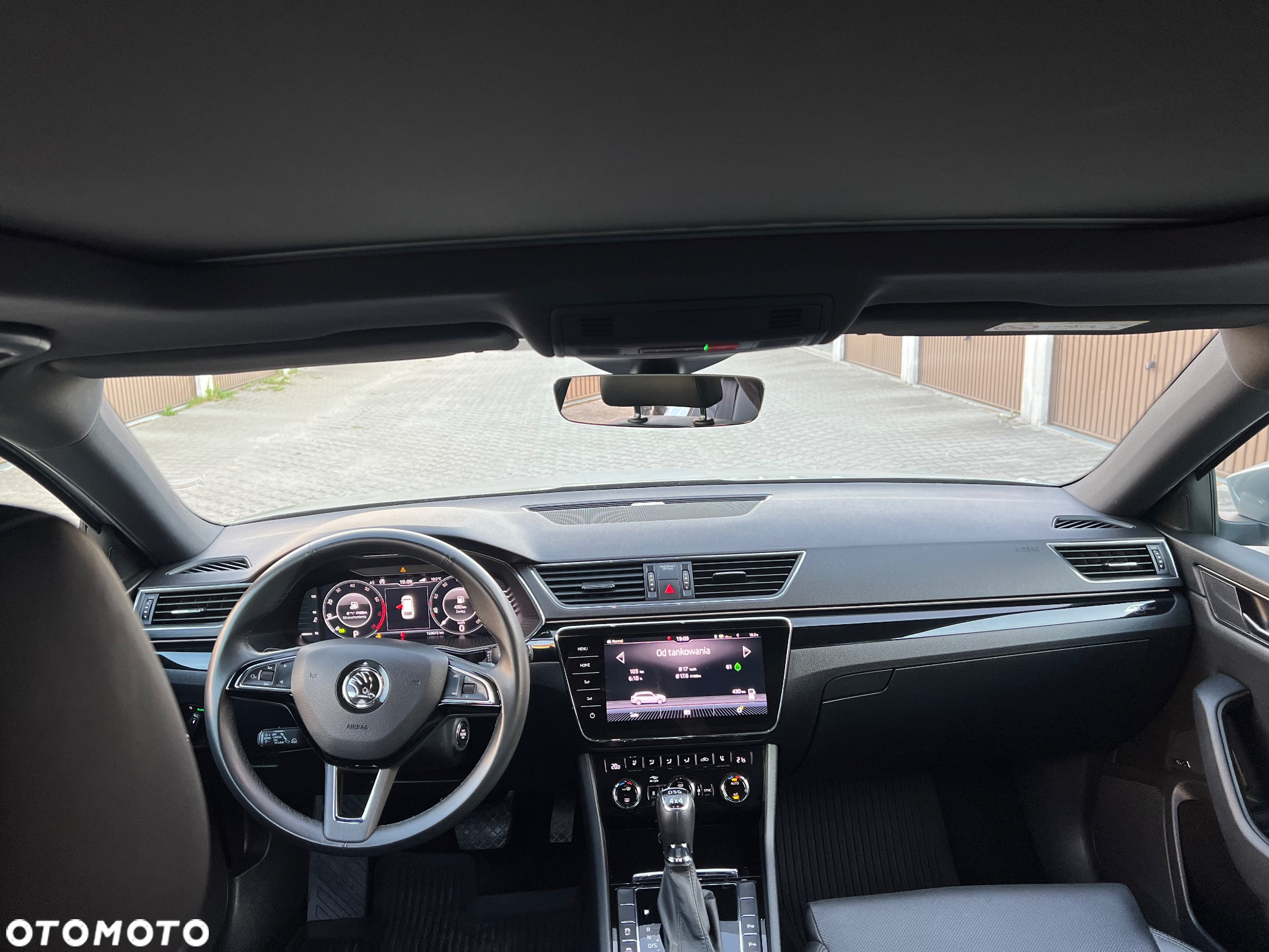 Skoda Superb 2.0 TSI 4x4 L&K DSG - 12
