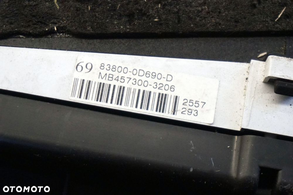 LICZNIK ZEGARY YARIS II 1.4 D4D 83800-0D690-D TOYOTA 2005-2009 - 7
