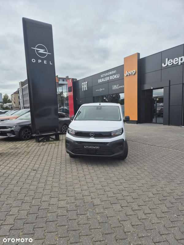 Opel Combo Cargo L2 Załogowy 1.5 Diesel 102 KM MT6