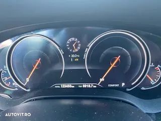 BMW Seria 5 520d AT - 26
