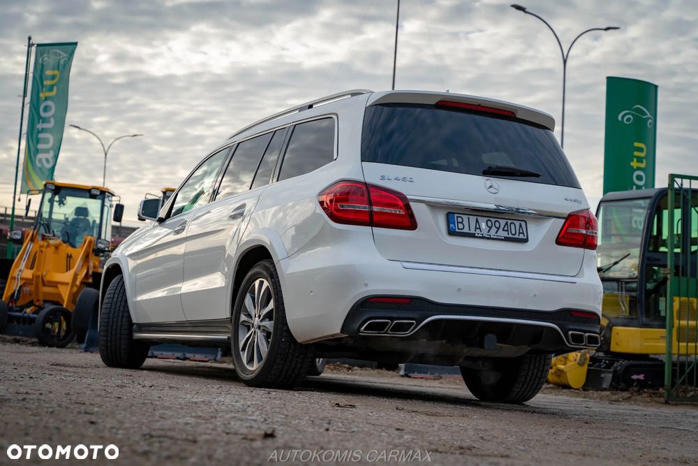 Mercedes-Benz GL - 10
