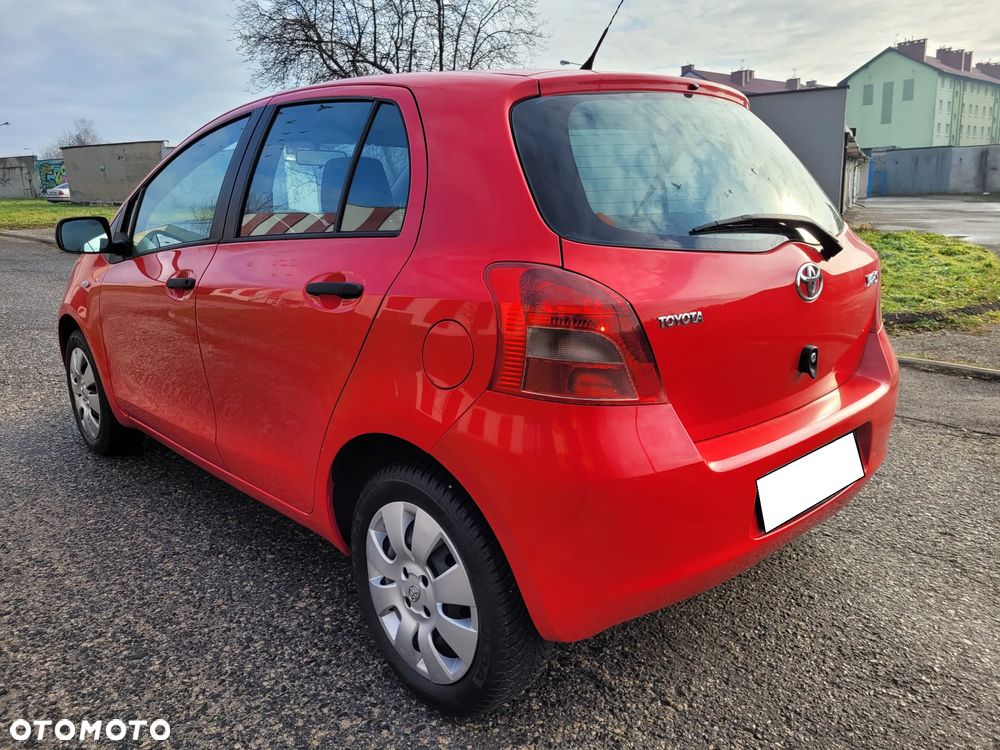 Toyota Yaris 1.3 VVT-i Luna - 9