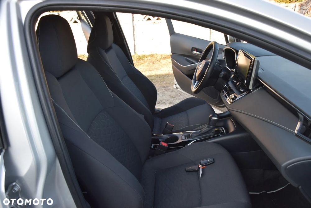 Toyota Corolla 1.8 Business Edition - 17