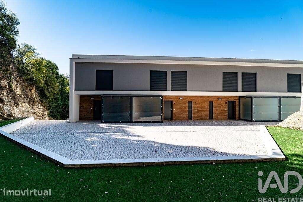 Casa / Villa T3 em Leiria, Pousos, Barreira e Cortes de 278,00 m2 - Grande imagem: 2/29