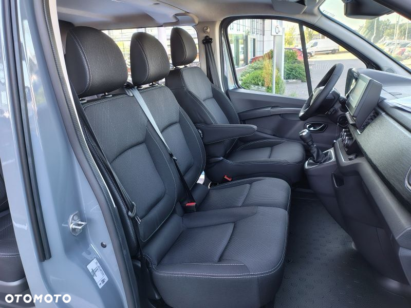 Renault Trafic - 11