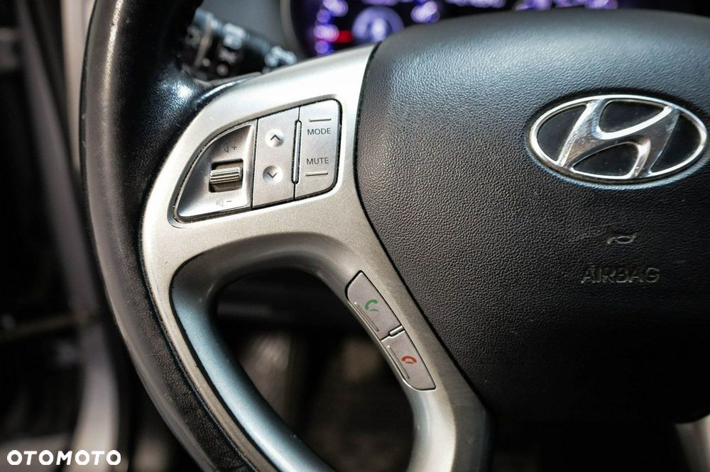 Hyundai ix35 - 16