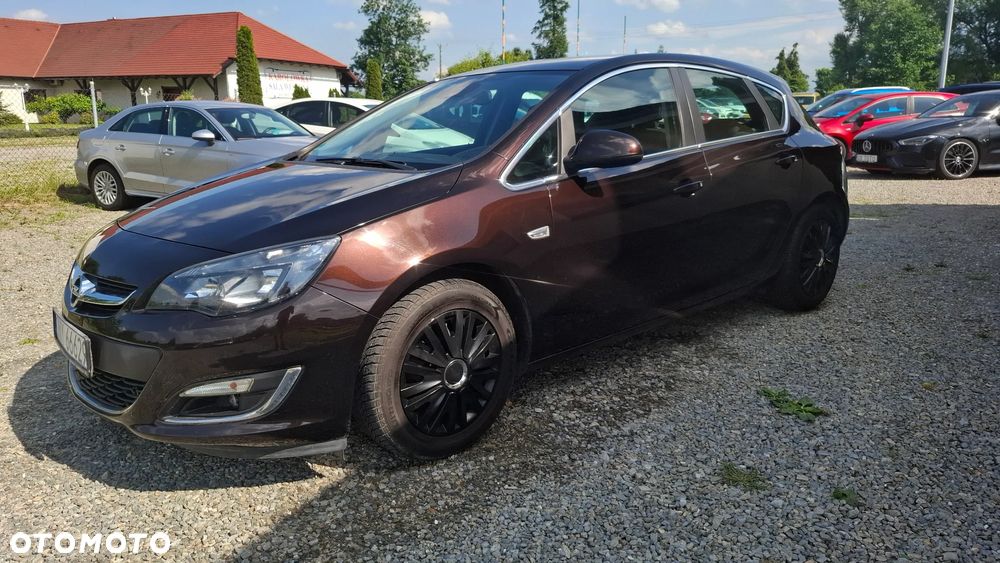 Opel Astra 1.4 T Cosmo S&S - 8