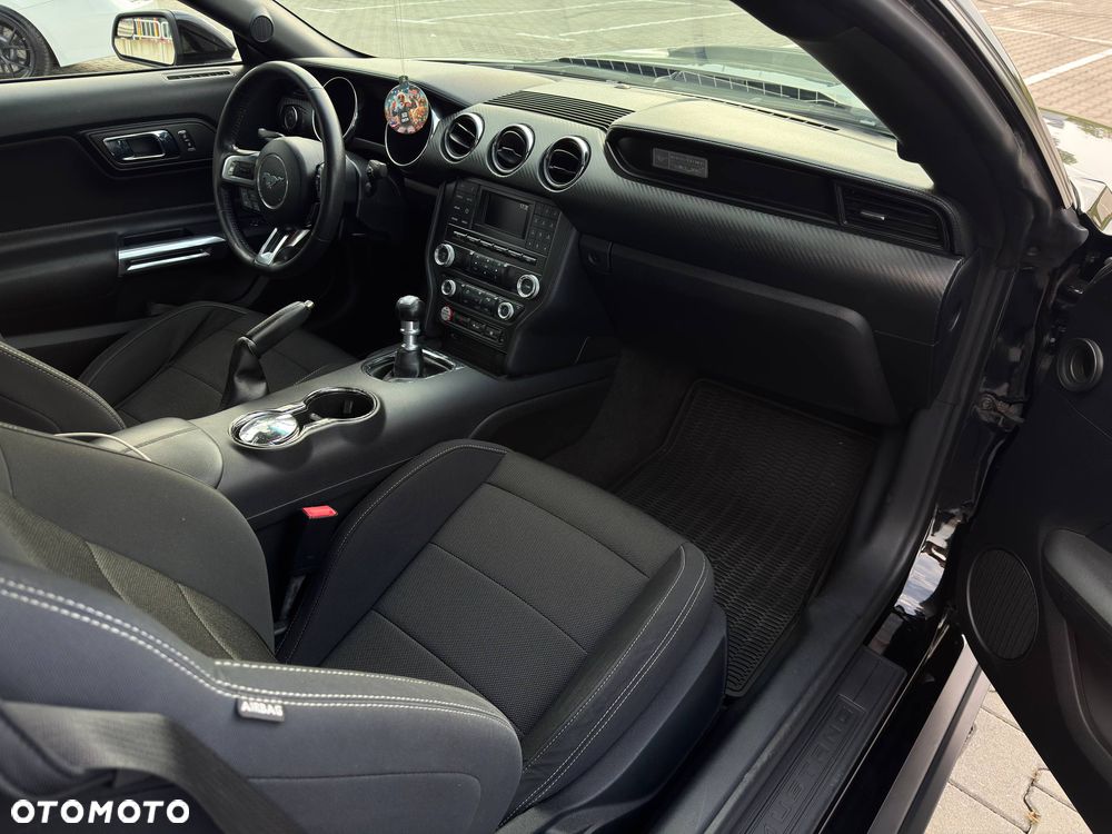Ford Mustang 3.7 V6 - 14