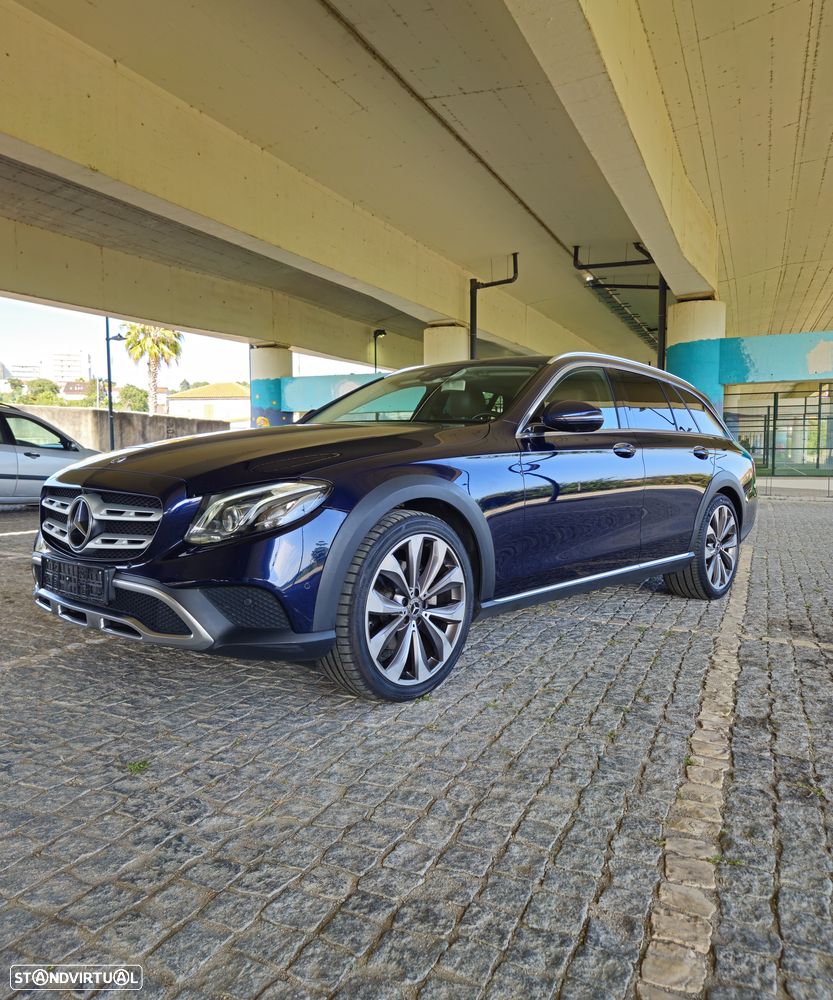 Mercedes-Benz E 220 d 4Matic All-Terrain 9G-TRONIC Exclusive - 25