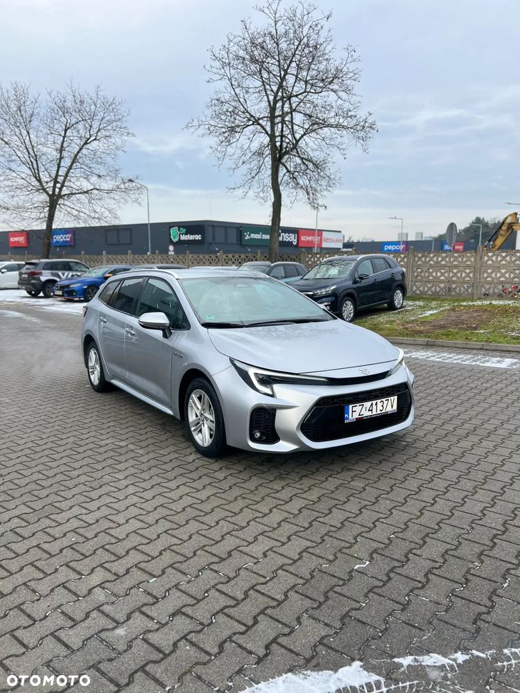 Suzuki Swace 1.8 Hybrid Elegance CVT - 2