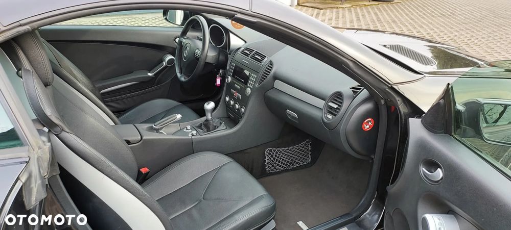 Mercedes-Benz SLK - 40