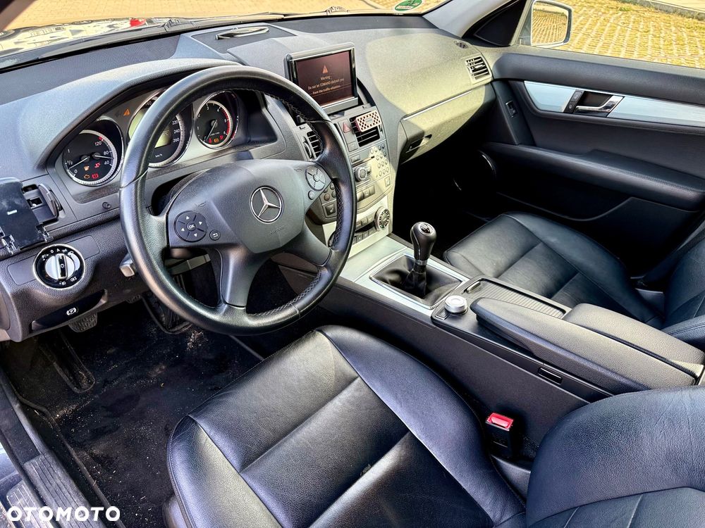 Mercedes-Benz Klasa C 200 CDI DPF Avantgarde - 9