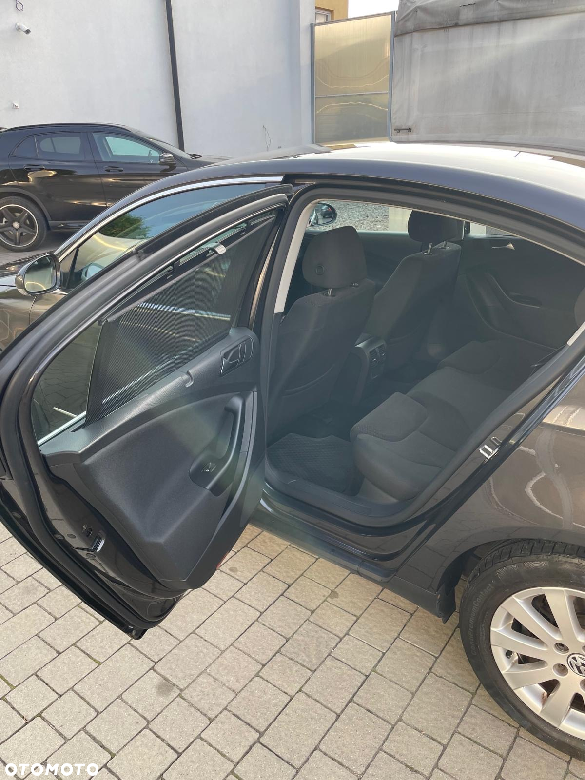 Volkswagen Passat 1.8 TSI Comfortline - 6