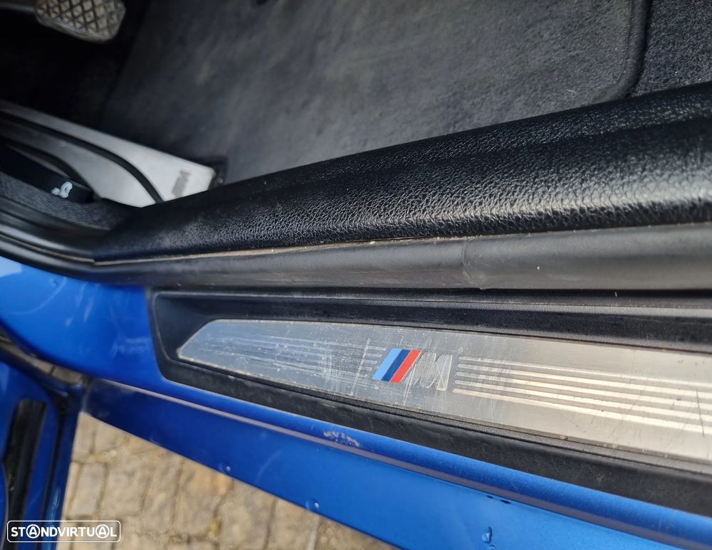 BMW 118 d Pack M - 15