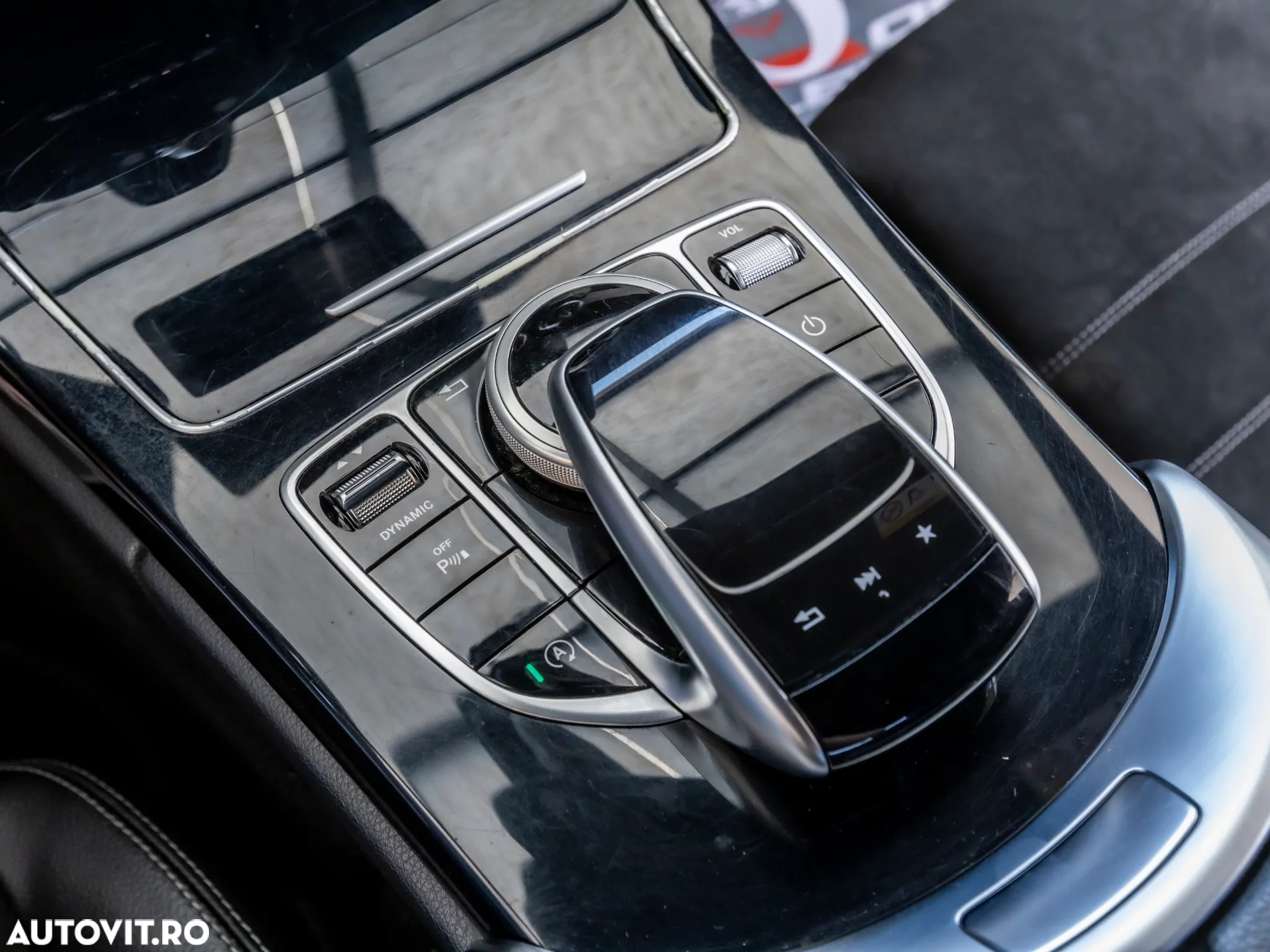 Mercedes-Benz C 180 Coupe 7G-TRONIC AMG Line - 26