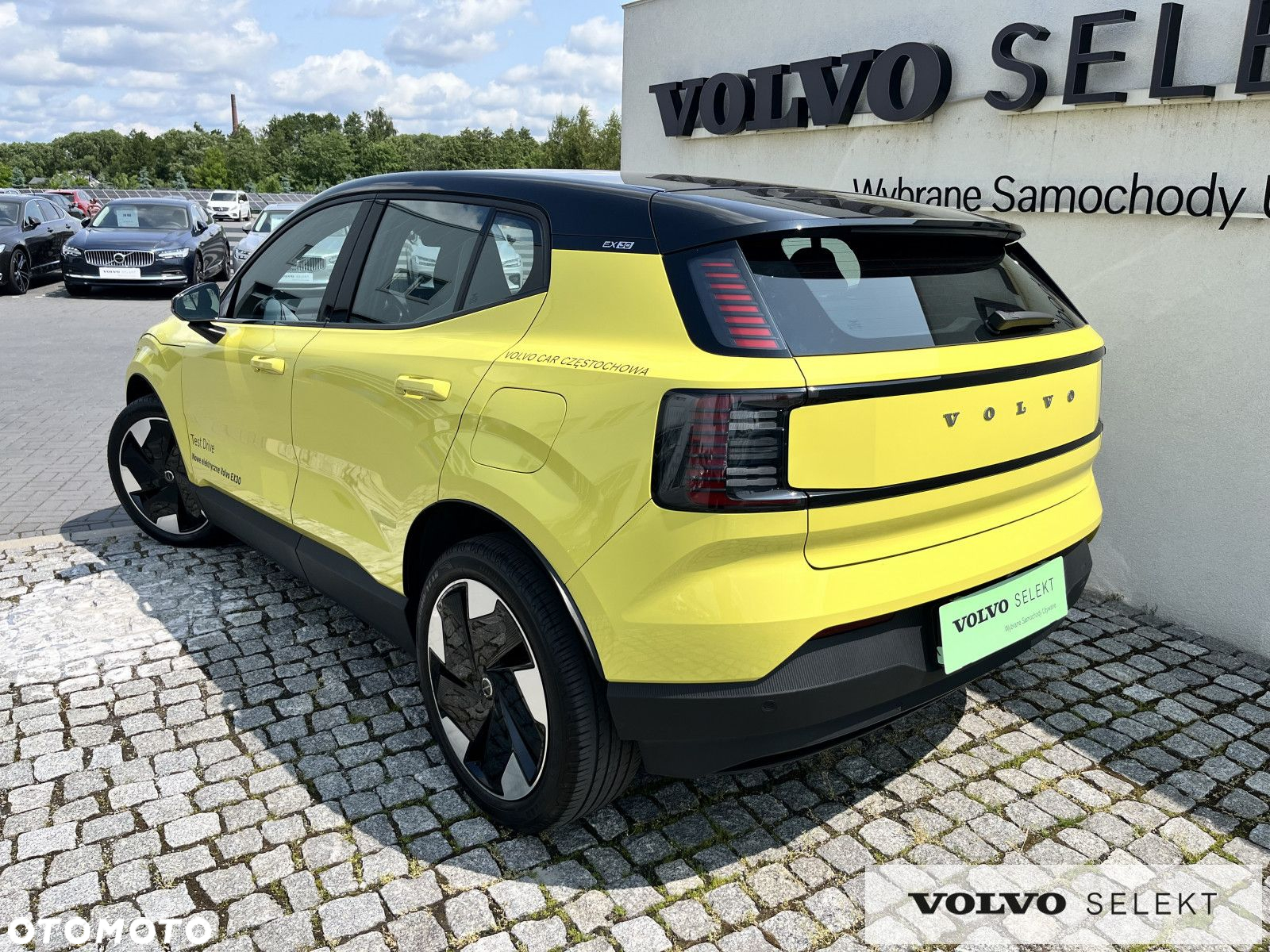 Volvo EX30 - 8
