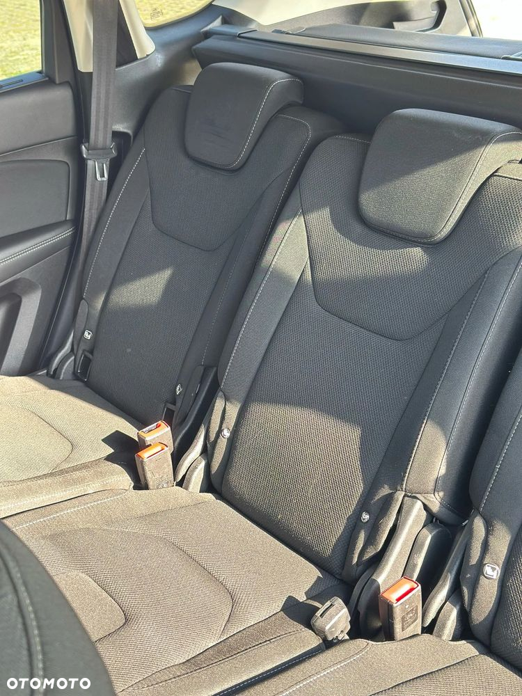 Ford S-Max 2.0 TDCi Titanium PowerShift - 31