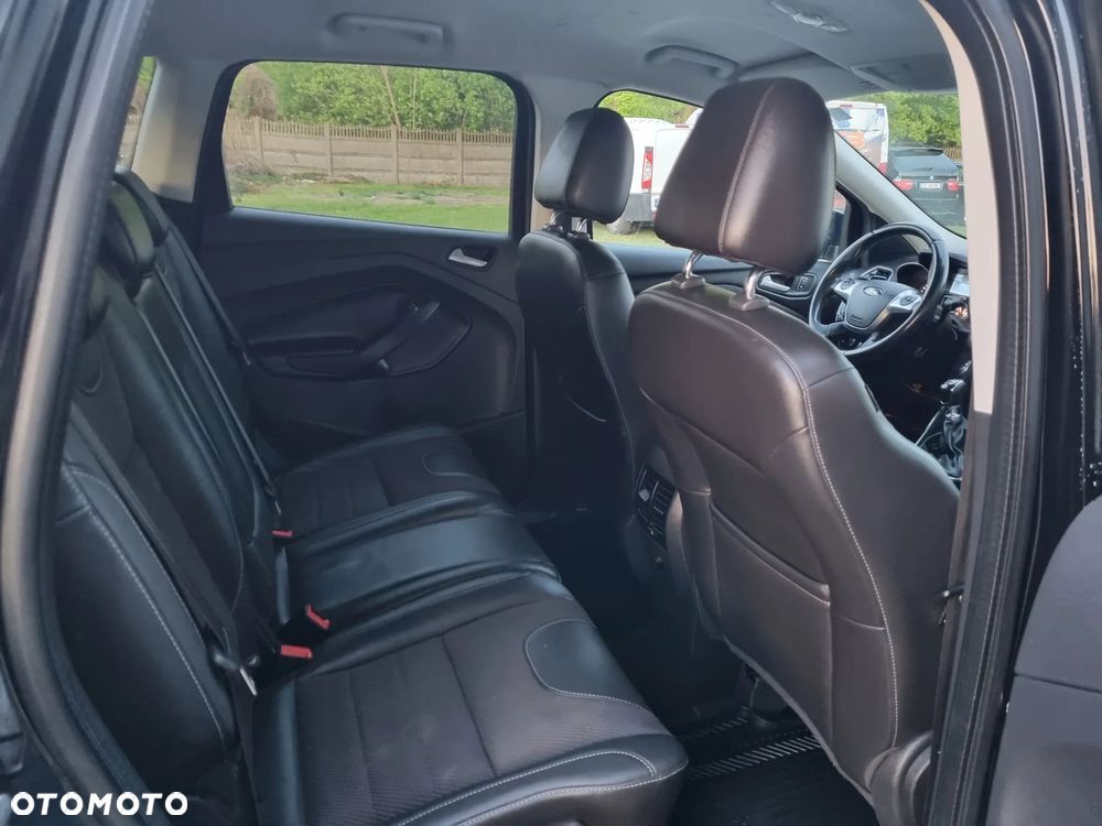 Ford Kuga 2.0 TDCi 4x4 Titanium - 23