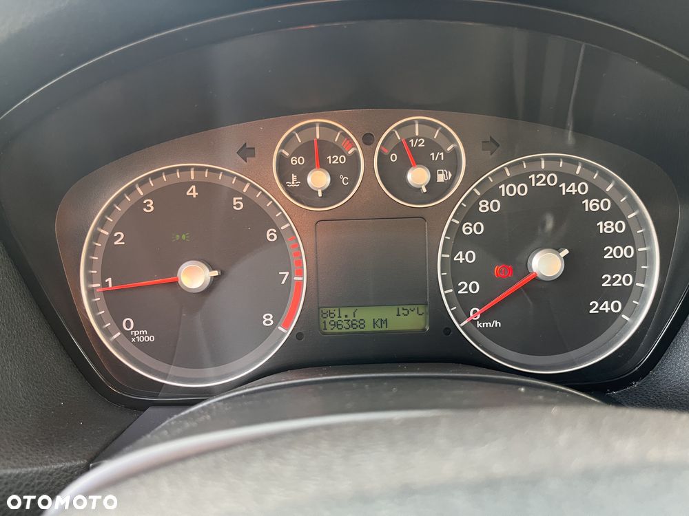 Ford Focus 1.6 Ambiente - 17