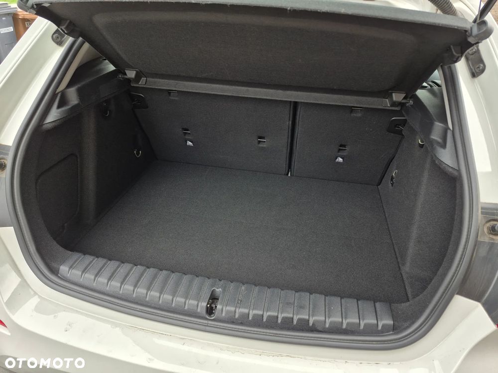 BMW Seria 1 118i GPF Sport Line - 25