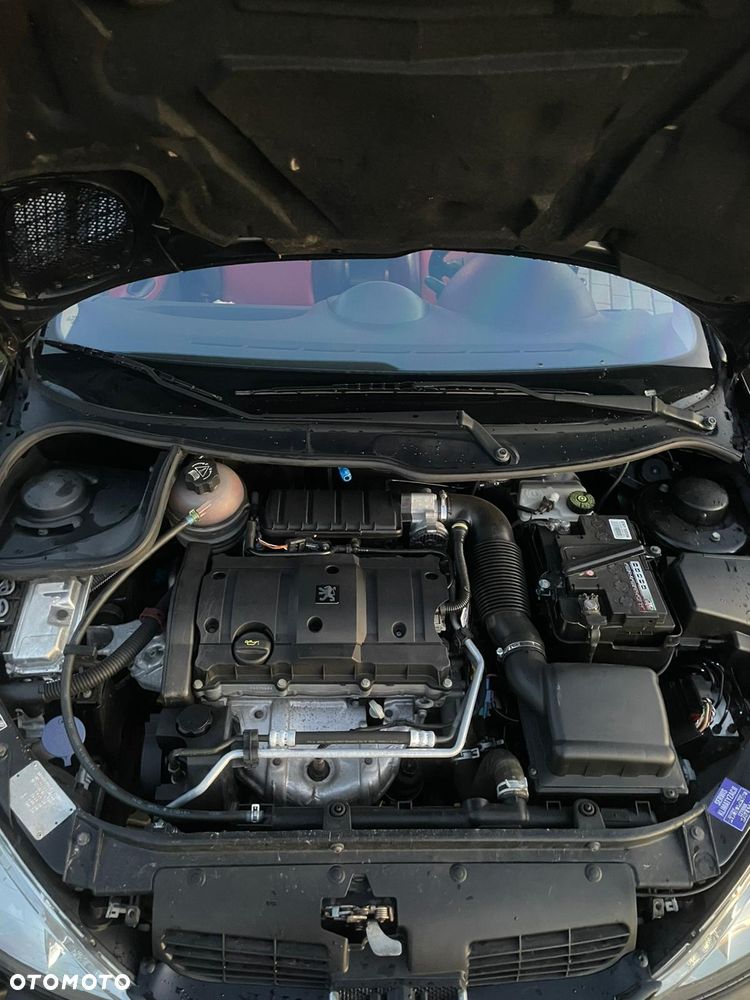 Peugeot 206 CC 1.6 - 16