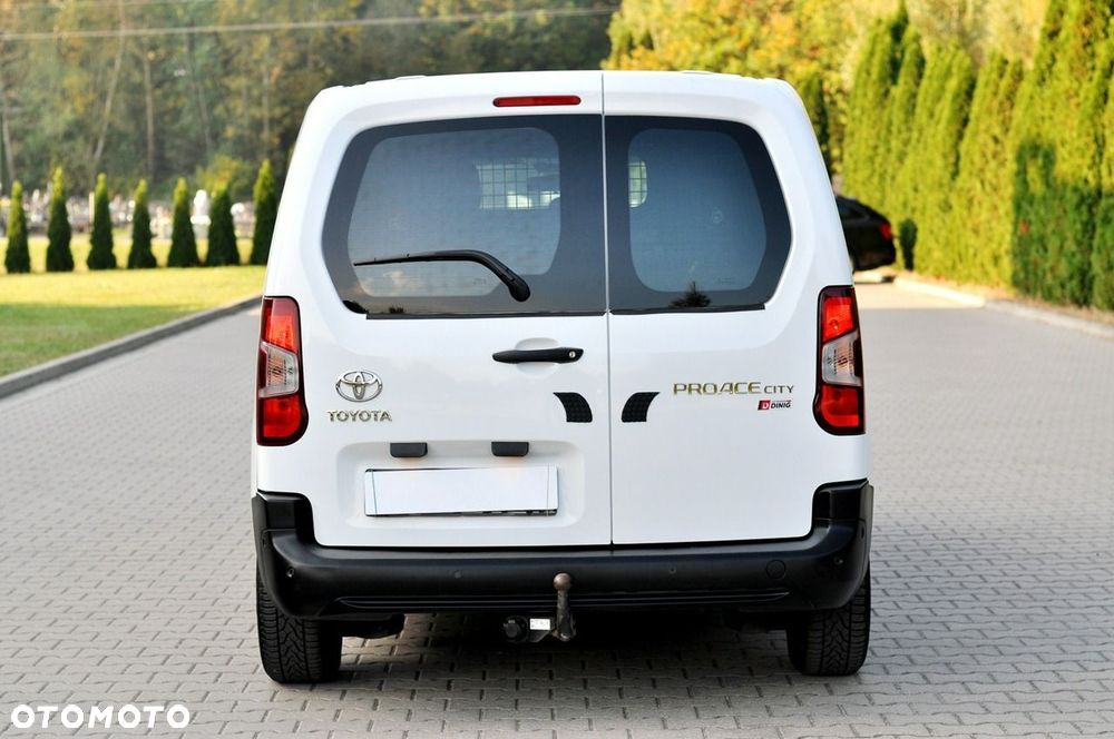 Toyota Proace City - 31