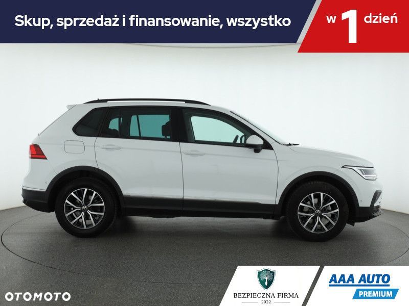 Volkswagen Tiguan - 7