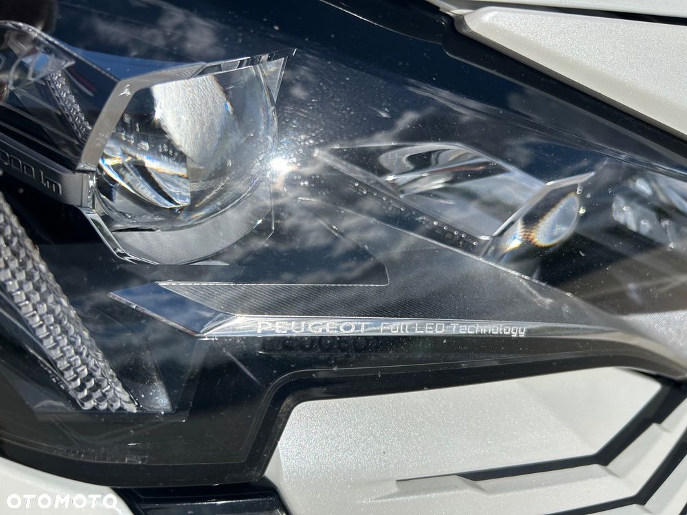 Peugeot 5008 2.0 BlueHDi GT Pack S&S EAT8 - 9