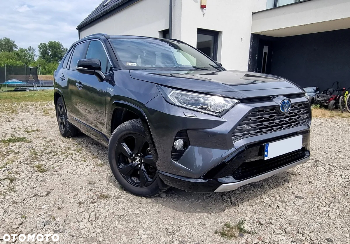 Toyota RAV4 - 9
