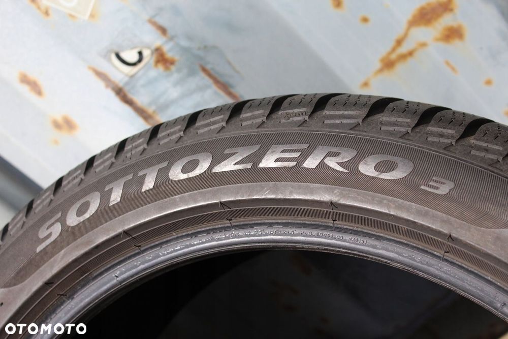2x 225/45R18 PIRELLI WINTER SOTTOZERO 3 95V 21r 6,5mm - 4
