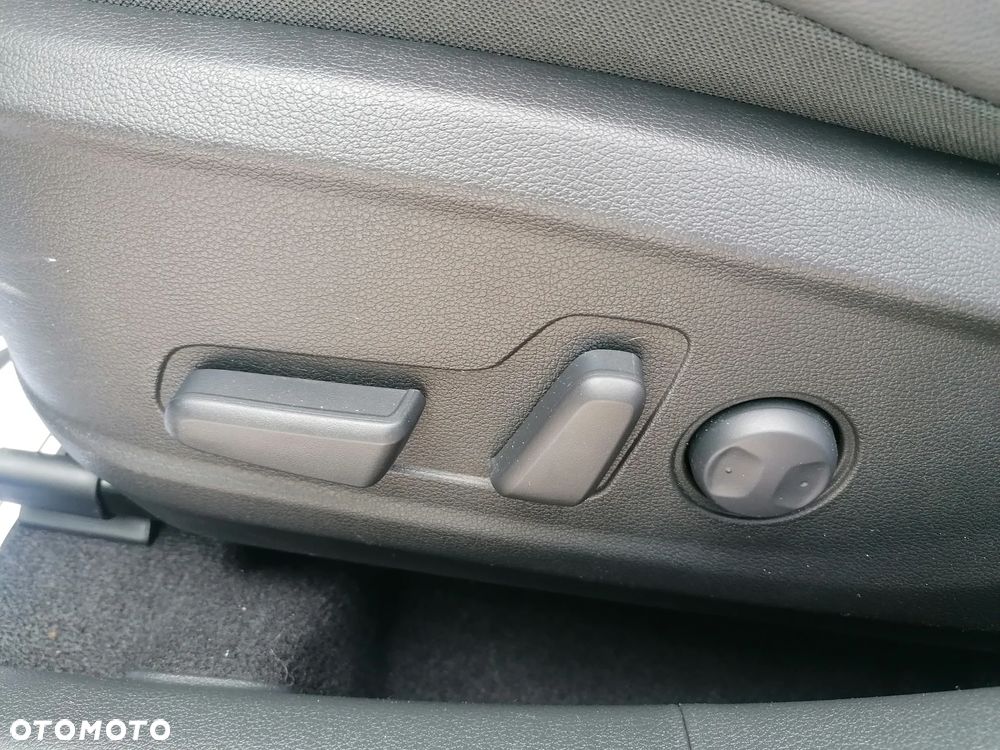 Hyundai Kona 1.6 T-GDI DCT 4WD Premium - 25