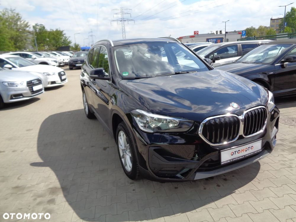 BMW X1 sDrive18d Sport Line - 7