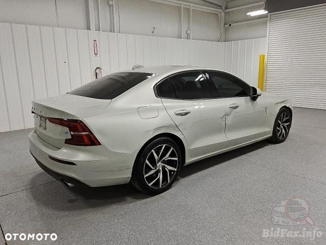 Volvo S60 - 3