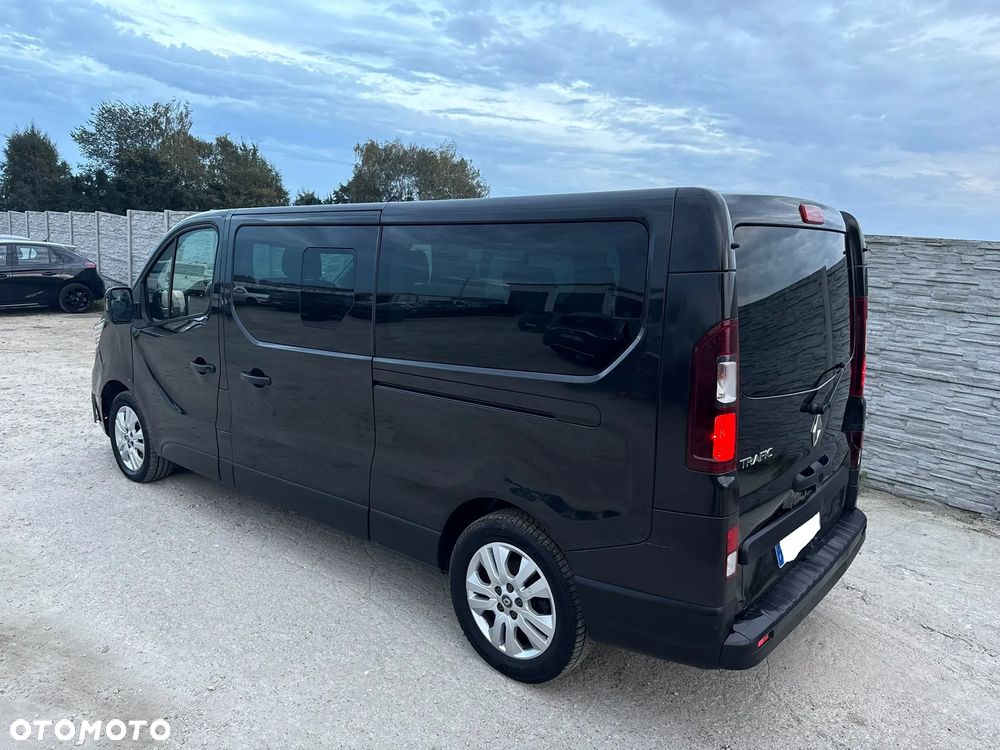 Renault Trafic 2.0 dCi EDC - 3