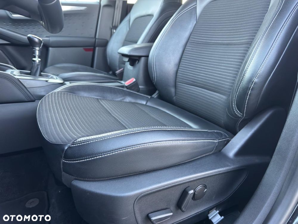 Ford Kuga 1.5 EcoBoost TITANIUM X - 12