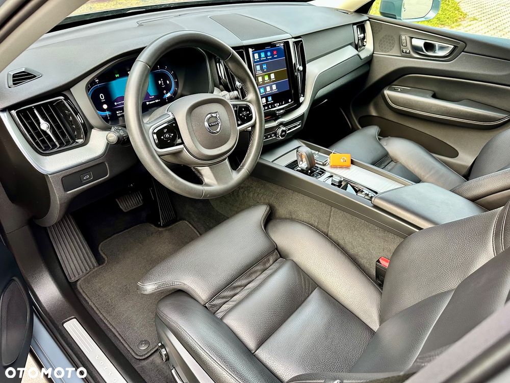 Volvo XC 60 B4 D Plus Bright - 20