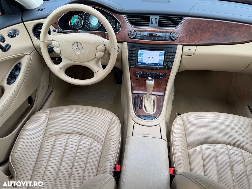Mercedes-Benz CLS 500 Aut - 3