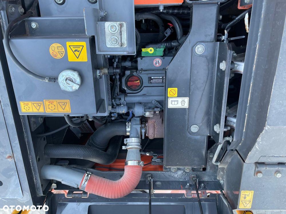 Hitachi ZX145W-6 - 19