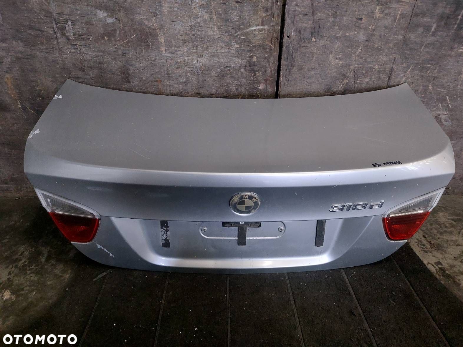 KLAPA BAGAŻNIKA BMW E90 354/7 TITANSILBER METALLIC - 1