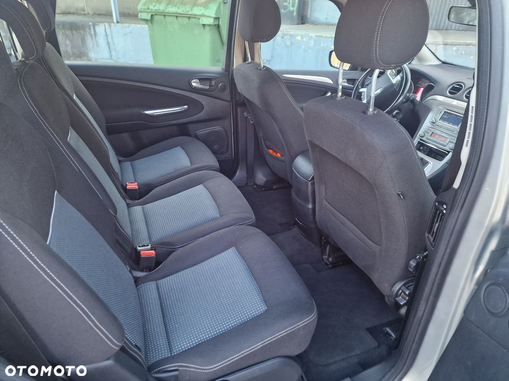 Ford S-Max 2.0 TDCi DPF Titanium - 39