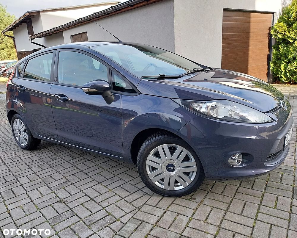 Ford Fiesta 1.25 Champions Edition - 29