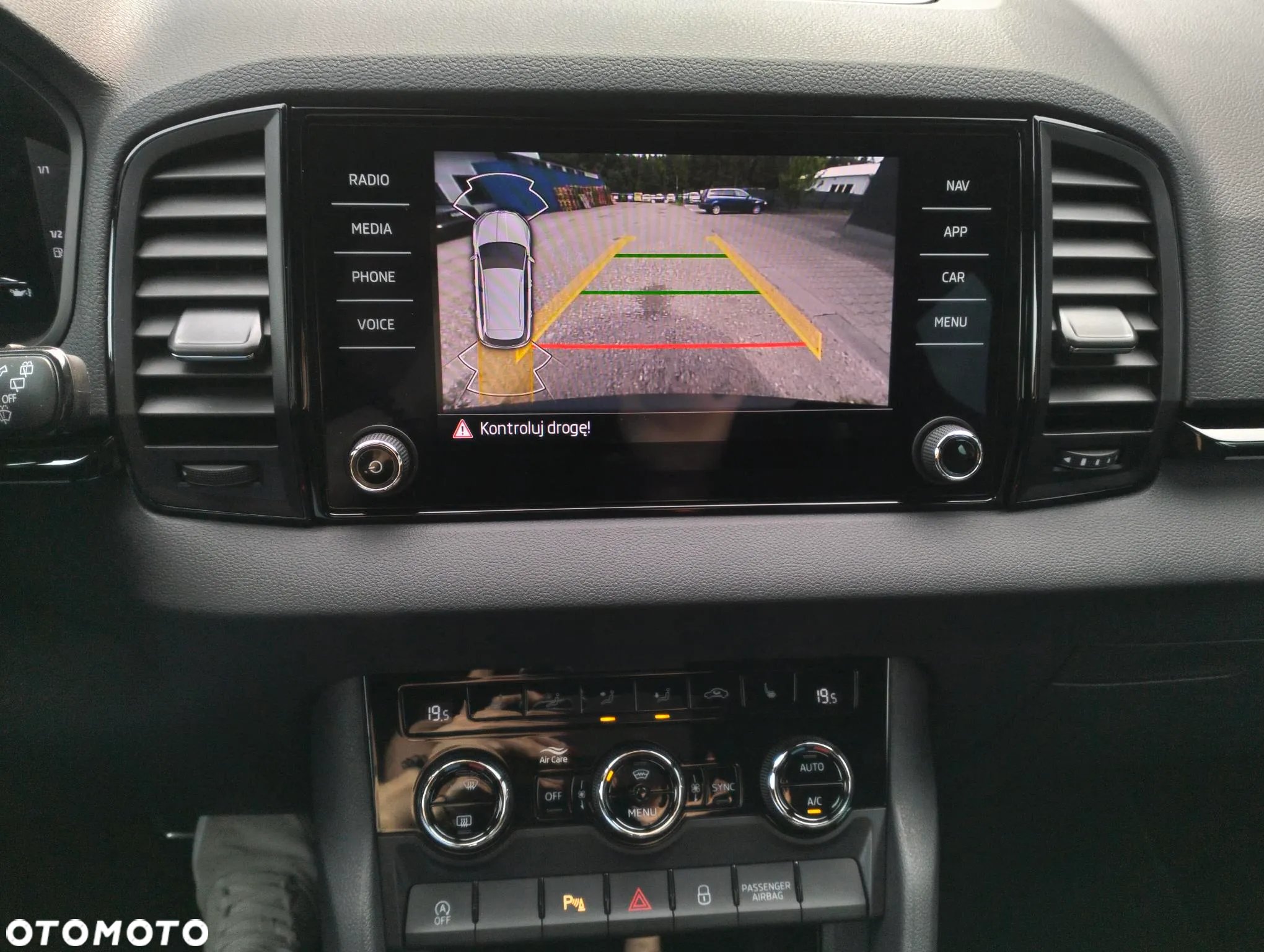 Skoda Karoq 2.0 TSI 4x4 Sportline DSG - 27