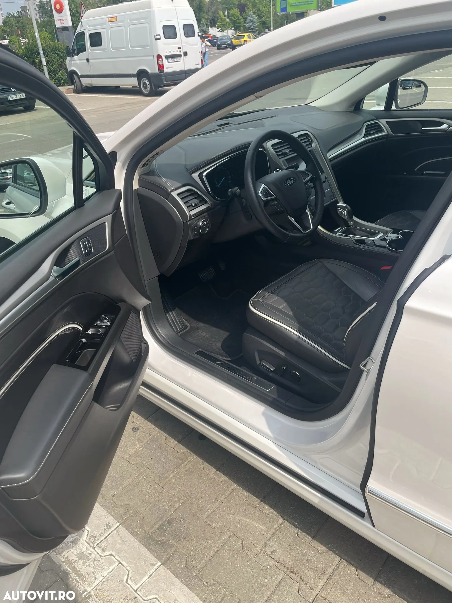 Ford Mondeo 2.0 HEV Vignale - 5