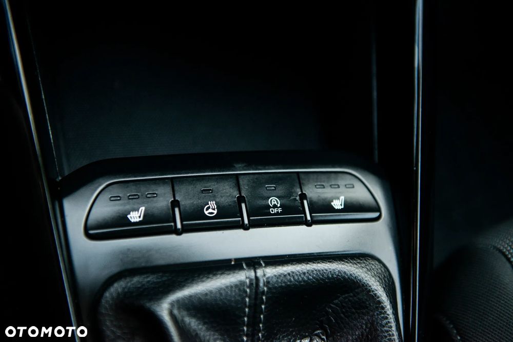 Kia Rio 1.2 Business Line Plus - 26