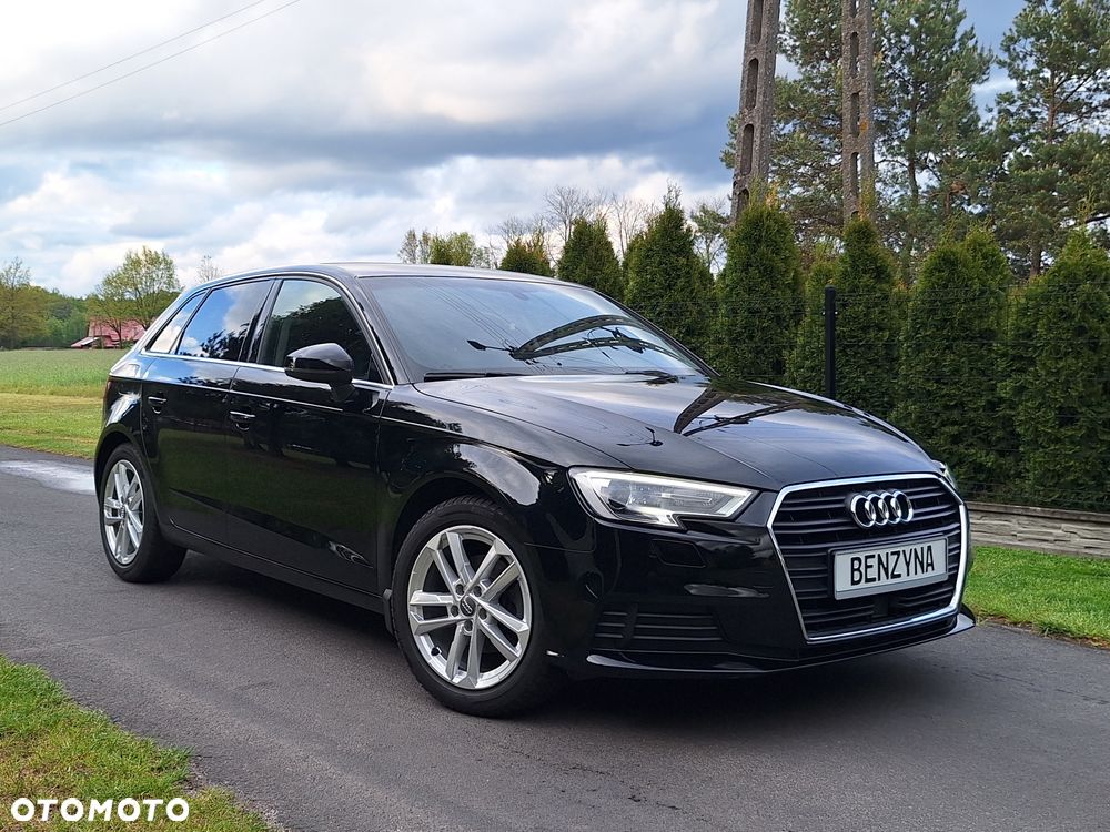Audi A3 Sportback 35 TFSI S tronic S line - 2