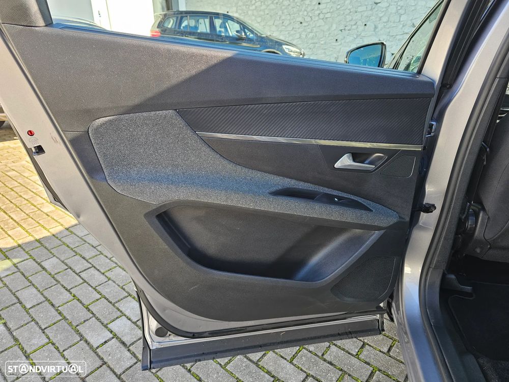 Peugeot 5008 PureTech 130 EAT8 Stop & Start Active Pack - 13