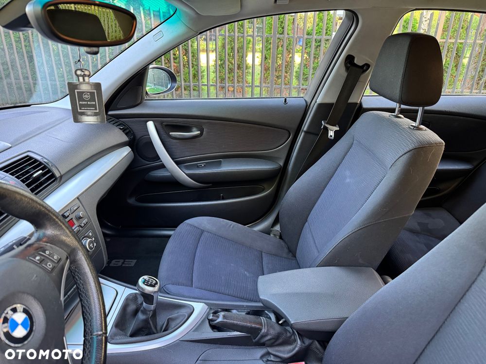BMW Seria 1 - 13