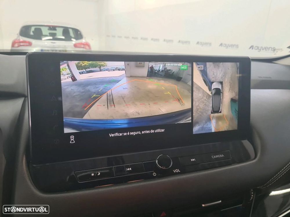 Nissan Qashqai 1.3 DIG-T N-Connecta - 8