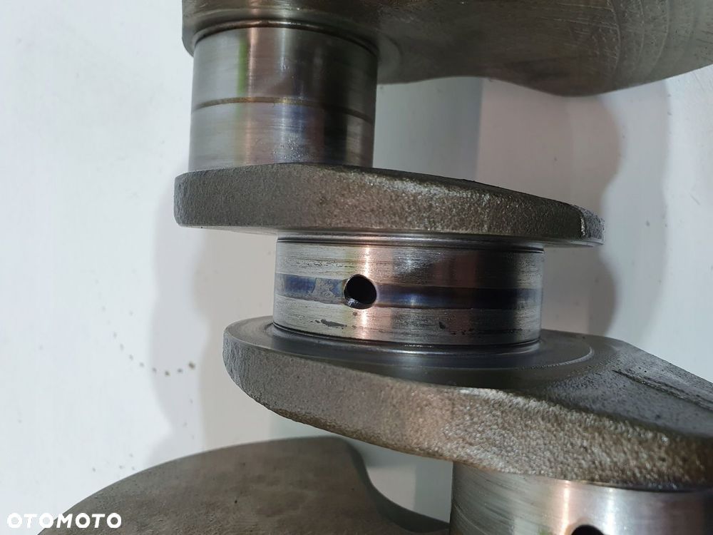 WAŁ KORBOWY 4.2 V8 BCY AUDI RS6 - 6