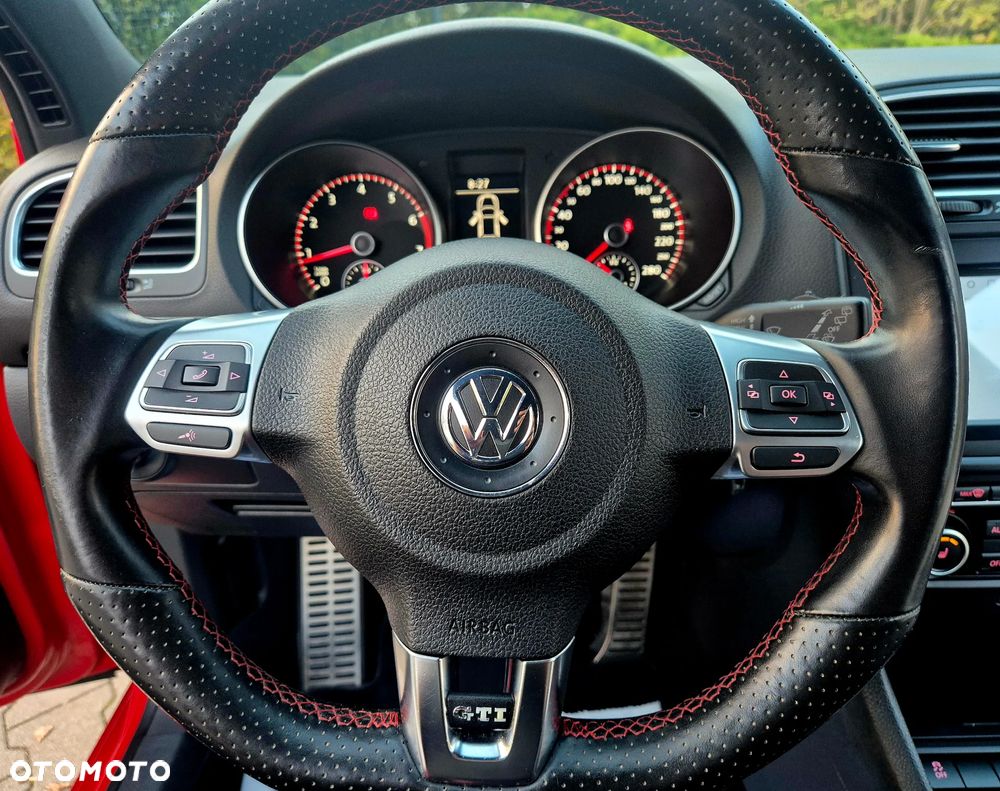 Volkswagen Golf 2.0 GTI - 21